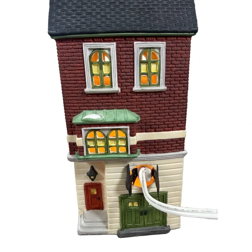 Dept 56 Heritage Village Ritz Hotel Christmas in the City  5973-0 Tested Boxed
